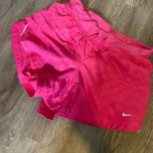 Extra small pink Nike shorts